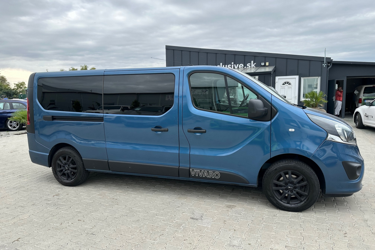Ponuka vozidiel / Opel Vivaro 1.6 9-Miestne - video