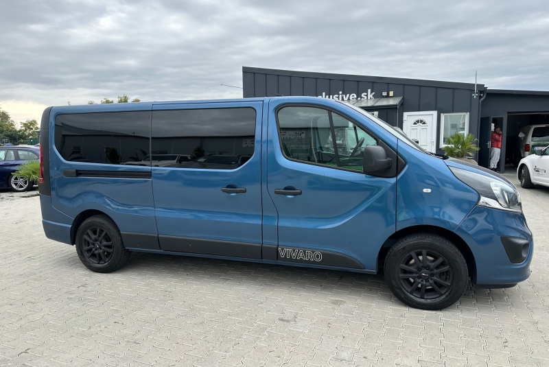  Ponuka vozidiel / Opel Vivaro 1.6 9-Miestne - video