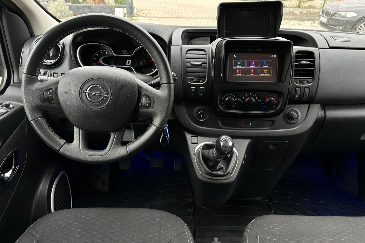 Ponuka vozidiel / Opel Vivaro 1.6 9-Miestne - video
