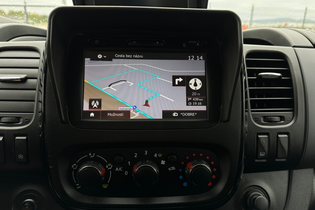 Ponuka vozidiel / Opel Vivaro 1.6 9-Miestne - video