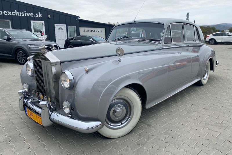  Ponuka vozidiel / Rolls Royce Silver Cloud 5.0 - video