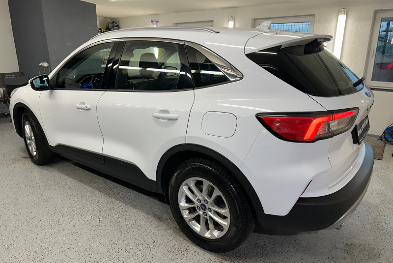  Ponuka vozidiel / Ford Kuga 1.5 TDCi EcoBlue 120k Titanium A/T - video