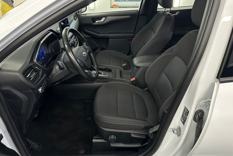  Ponuka vozidiel / Ford Kuga 1.5 TDCi EcoBlue 120k Titanium A/T - video