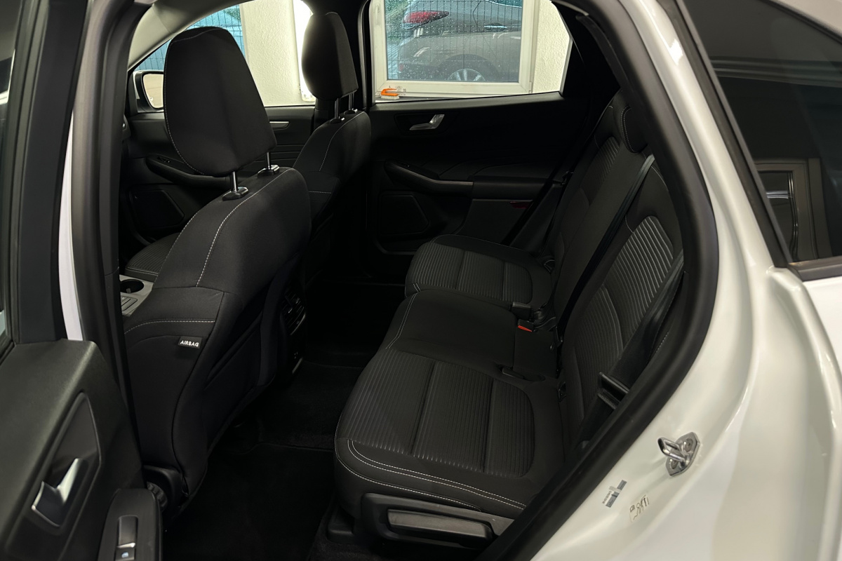 Ponuka vozidiel / Ford Kuga 1.5 TDCi EcoBlue 120k Titanium A/T - video