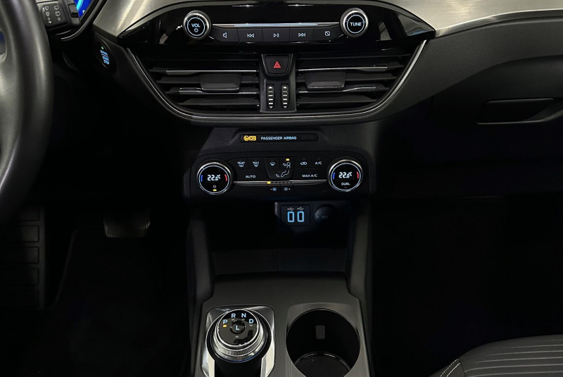  Ponuka vozidiel / Ford Kuga 1.5 TDCi EcoBlue 120k Titanium A/T - video
