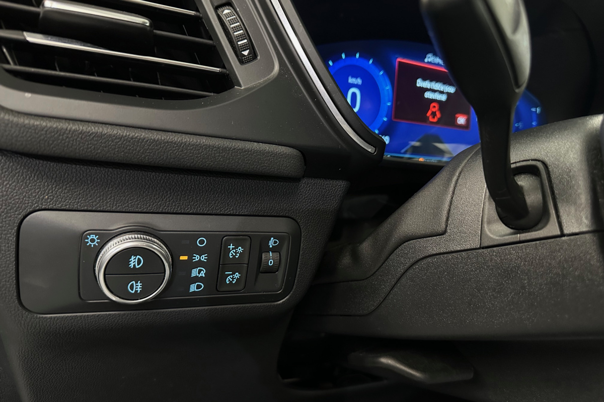 Ponuka vozidiel / Ford Kuga 1.5 TDCi EcoBlue 120k Titanium A/T - video