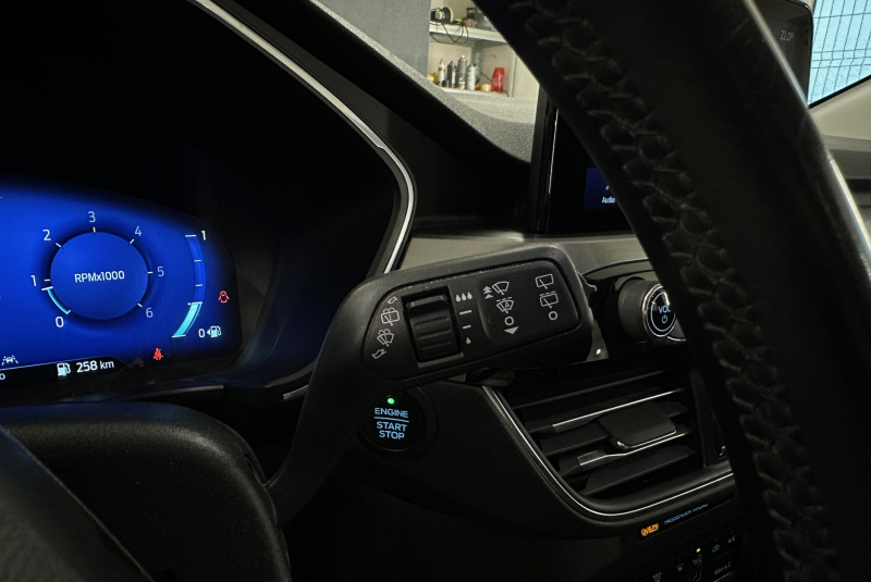  Ponuka vozidiel / Ford Kuga 1.5 TDCi EcoBlue 120k Titanium A/T - video