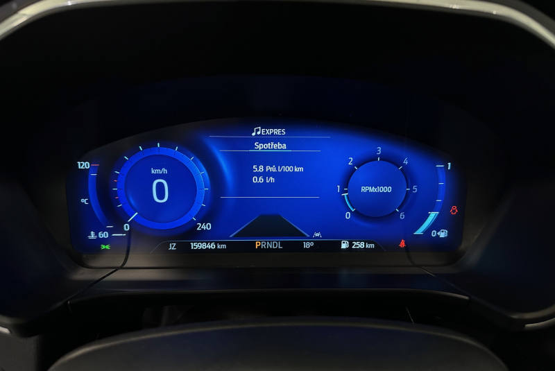  Ponuka vozidiel / Ford Kuga 1.5 TDCi EcoBlue 120k Titanium A/T - video