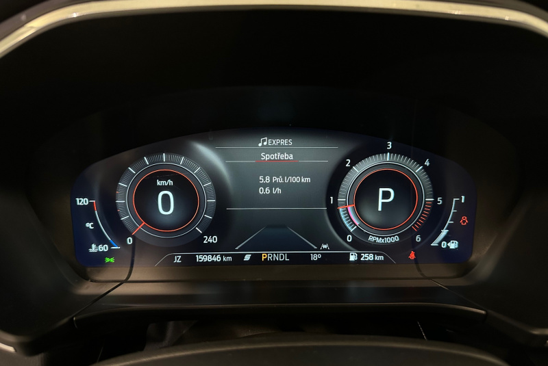  Ponuka vozidiel / Ford Kuga 1.5 TDCi EcoBlue 120k Titanium A/T - video