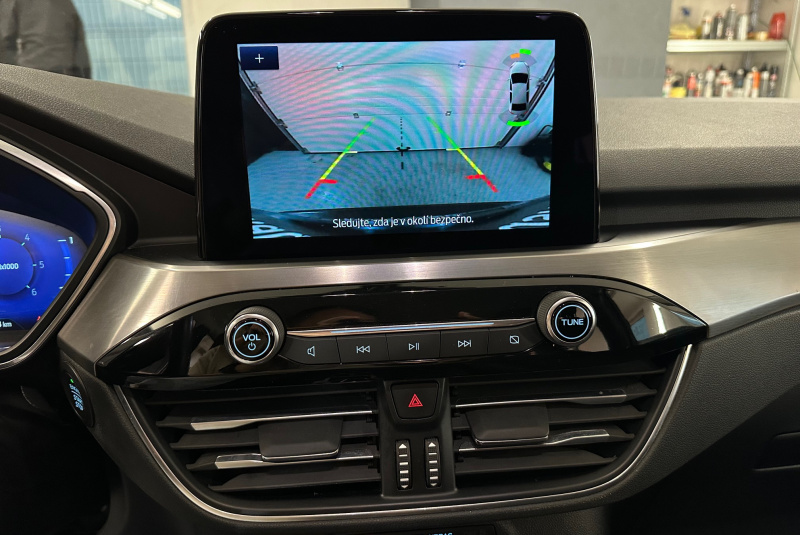  Ponuka vozidiel / Ford Kuga 1.5 TDCi EcoBlue 120k Titanium A/T - video
