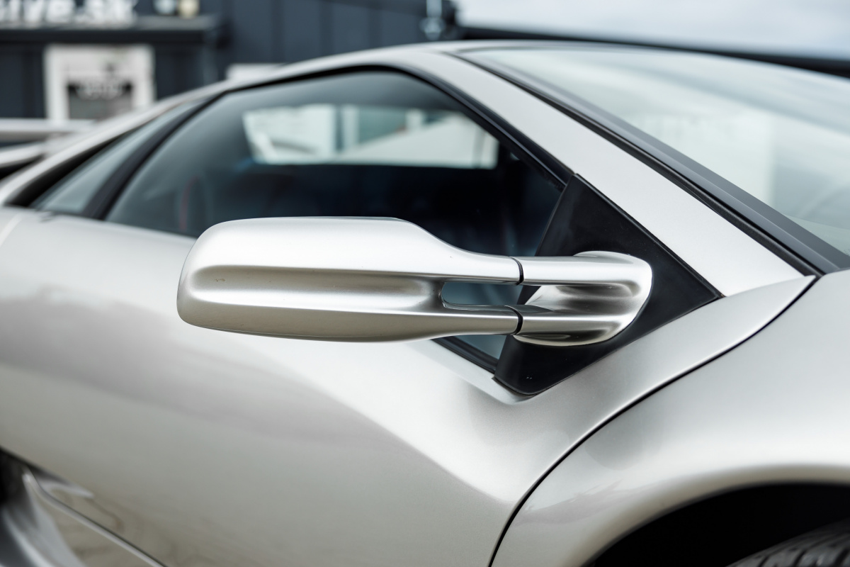 Ponuka vozidiel / Lamborghini Diablo V12 5.7 - video Ponuka vozidiel / Lamborghini Diablo V12 5.7 - video