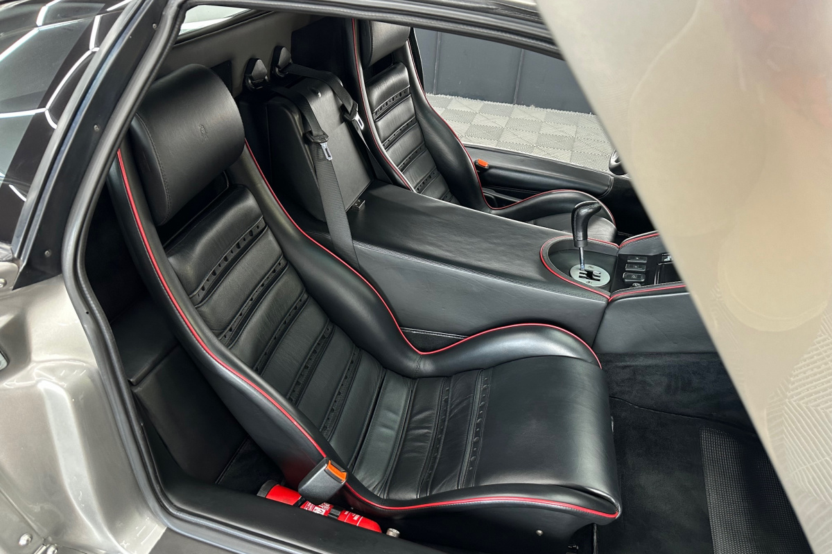 Ponuka vozidiel / Lamborghini Diablo V12 5.7 - video Ponuka vozidiel / Lamborghini Diablo V12 5.7 - video