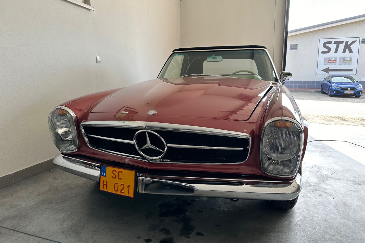 Ponuka vozidiel / Mercedes-Benz SL230 PAGODA - video