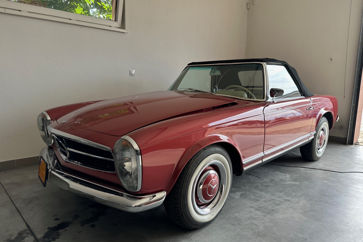 Ponuka vozidiel / Mercedes-Benz SL230 PAGODA - video
