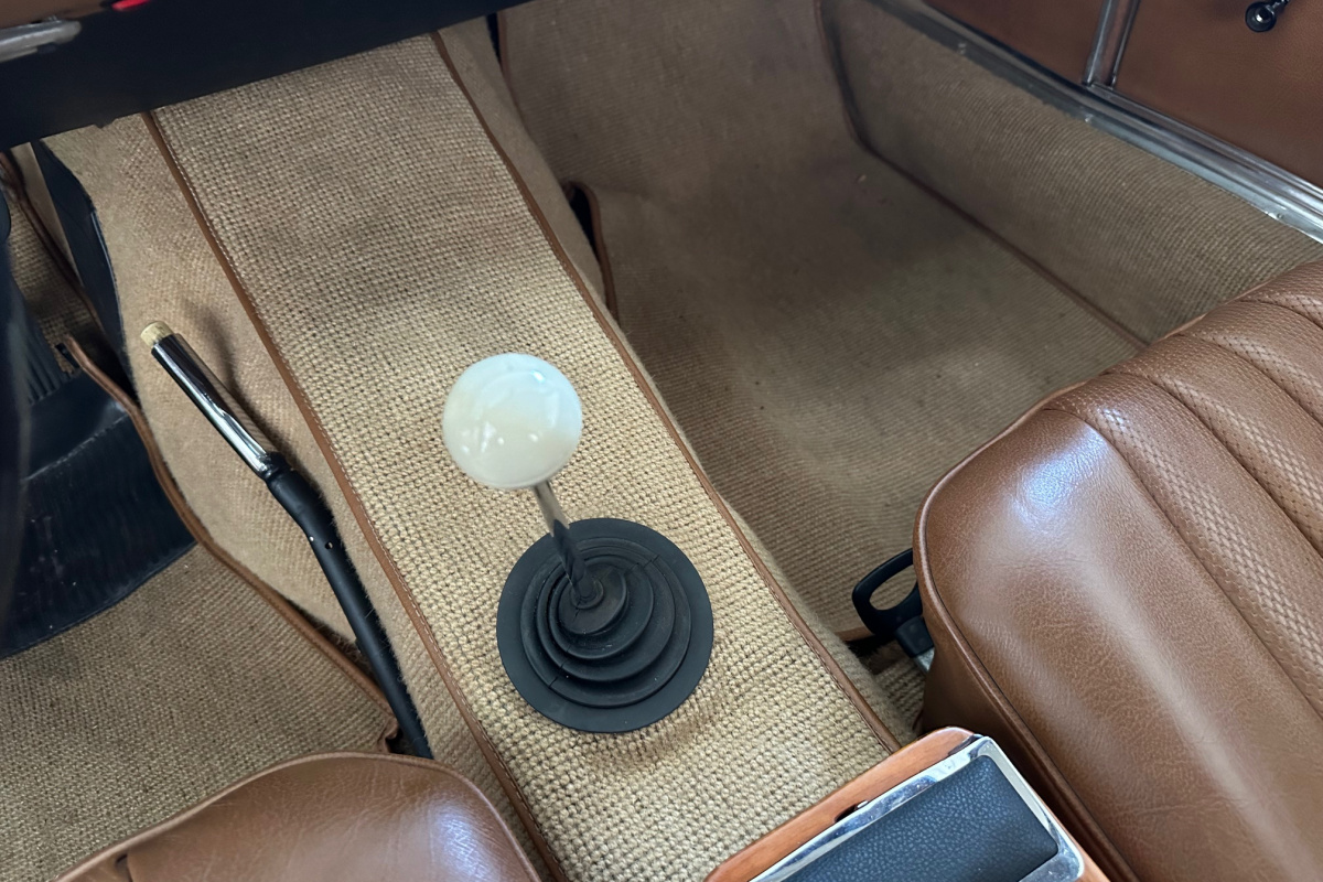 Ponuka vozidiel / Mercedes-Benz SL 230SL PAGODA - video Ponuka vozidiel / Mercedes-Benz SL 230SL PAGODA - video