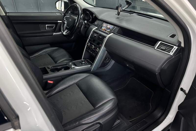  Ponuka vozidiel / Land Rover Discovery Sport 2.0 - video
