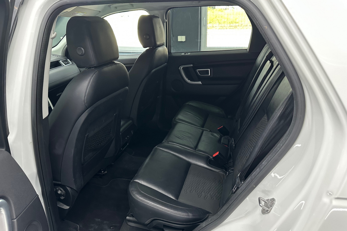 Ponuka vozidiel / Land Rover Discovery Sport 2.0 - video