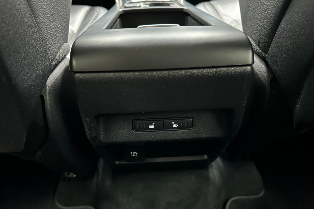 Ponuka vozidiel / Land Rover Discovery Sport 2.0 - video