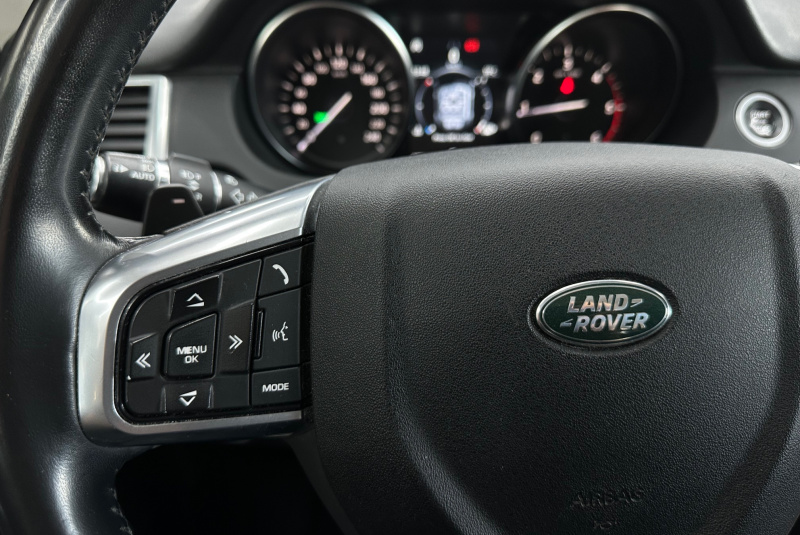 Ponuka vozidiel / Land Rover Discovery Sport 2.0 - video