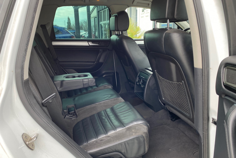 Ponuka vozidiel / Volkswagen Touareg II 3.0 V6 TDI 240k BlueMotion Technology - video Ponuka vozidiel / Volkswagen Touareg II 3.0 V6 TDI 240k BlueMotion Technology - video