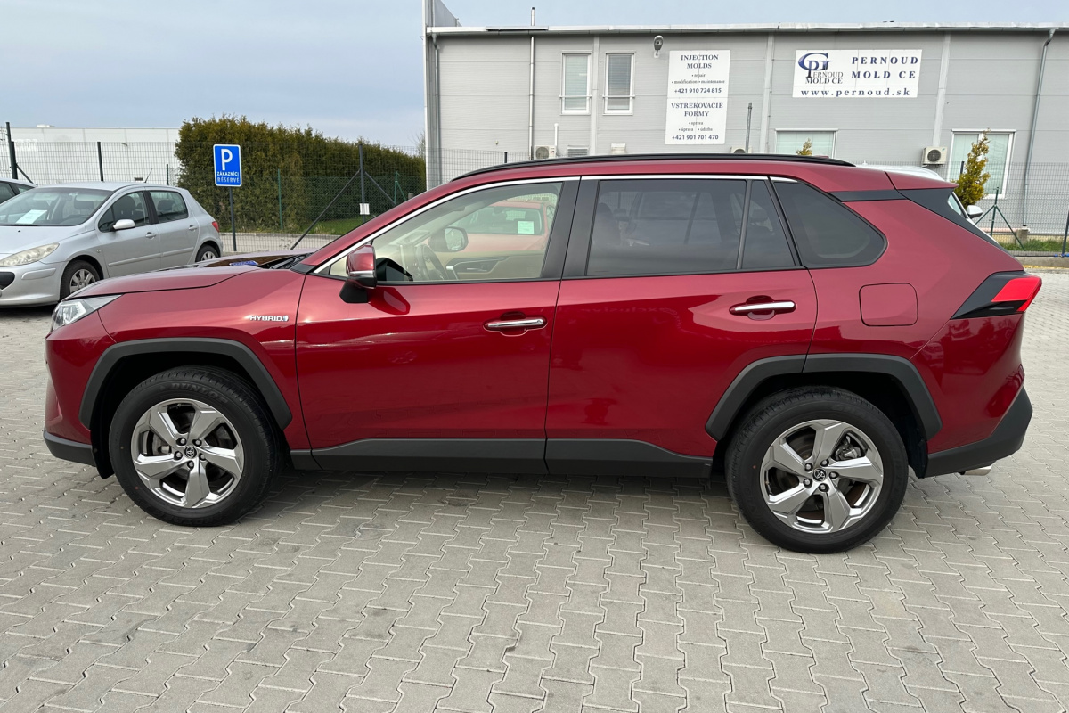 Ponuka vozidiel / Toyota RAV4 2.5 Exclusive Hybrid AWD - video