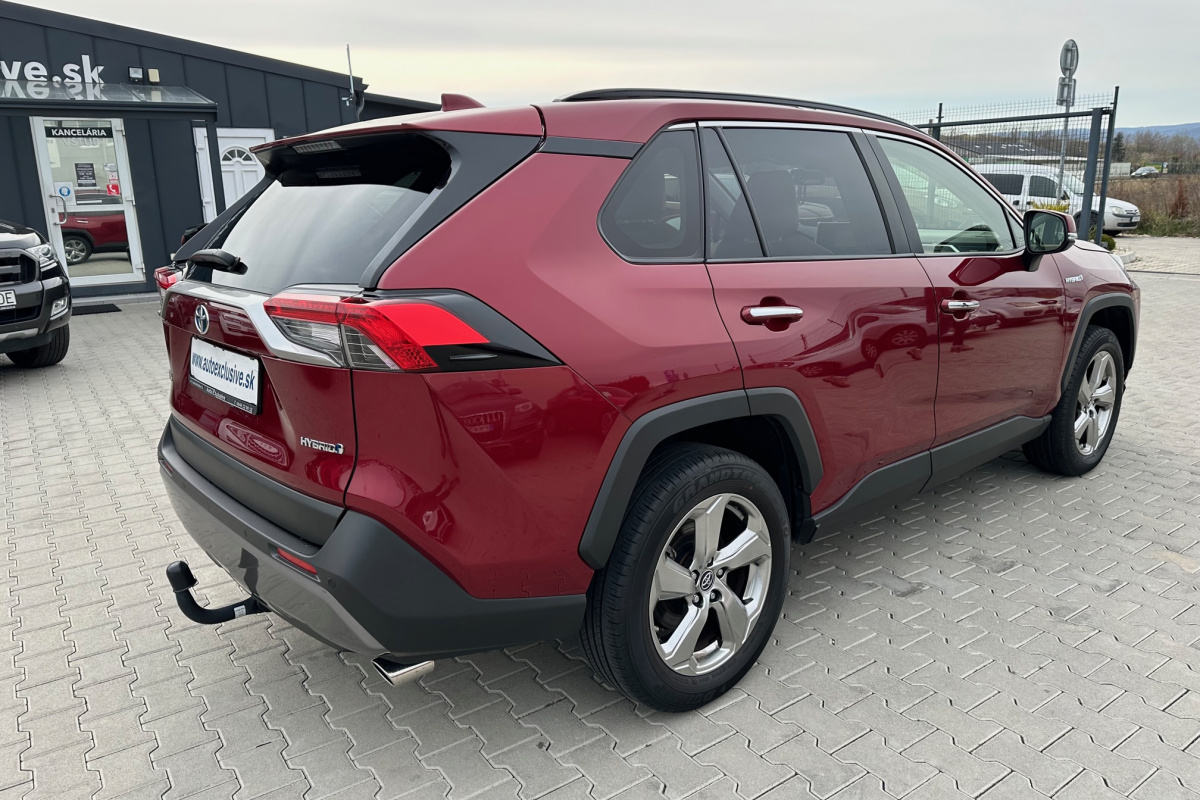 Ponuka vozidiel / Toyota RAV4 2.5 Exclusive Hybrid AWD - video