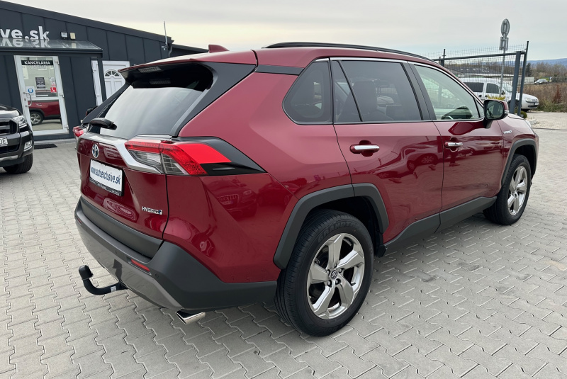  Ponuka vozidiel / Toyota RAV4 2.5 Exclusive Hybrid AWD - video