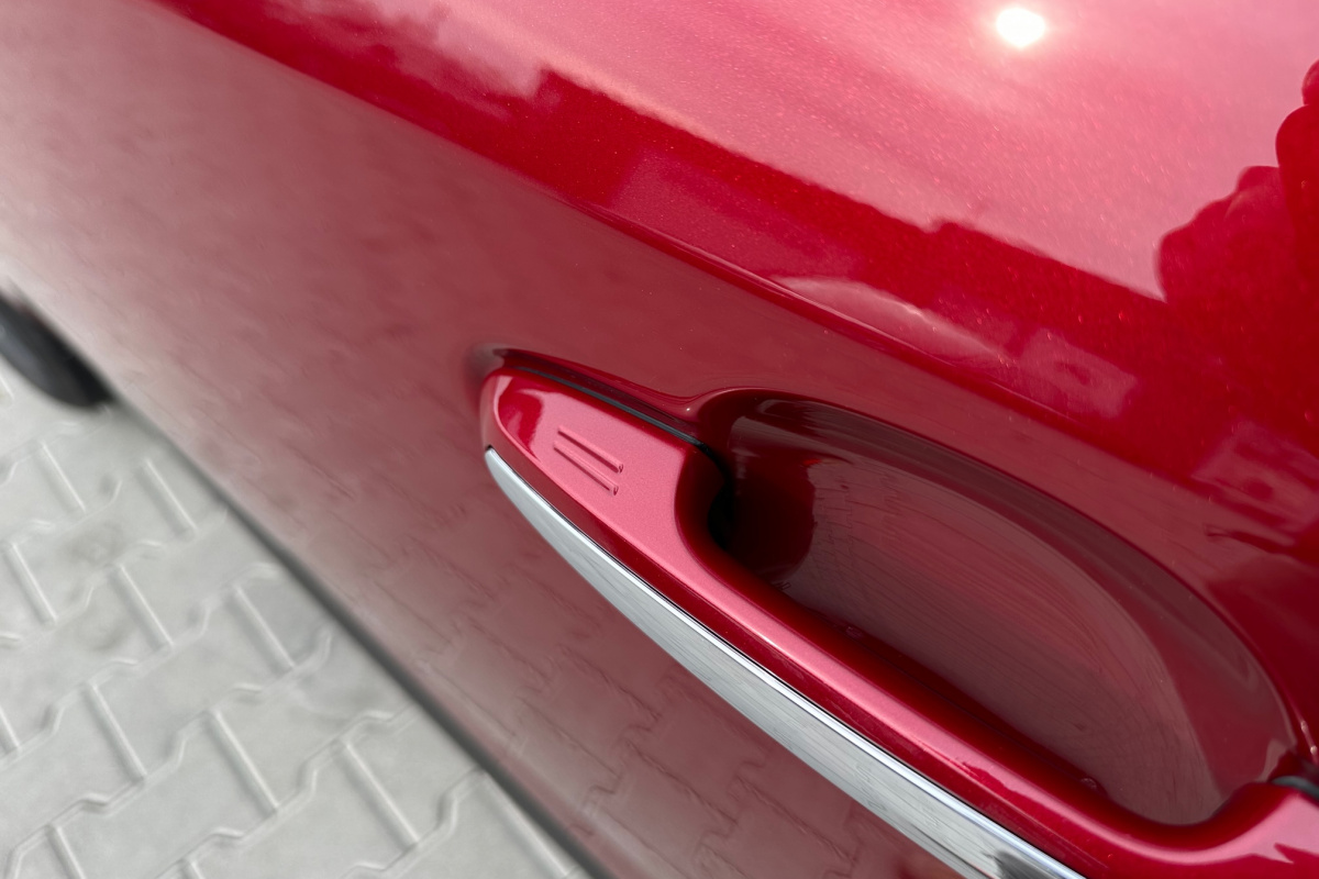 Ponuka vozidiel / Toyota RAV4 2.5 Exclusive Hybrid AWD - video