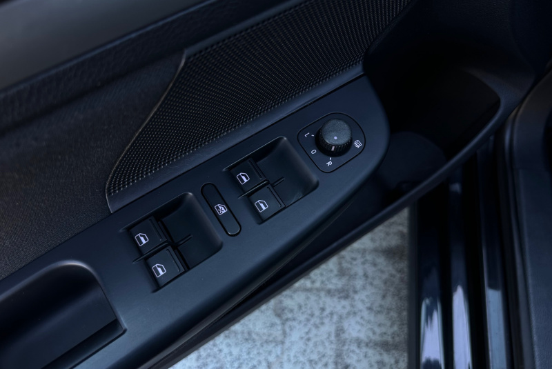 Ponuka vozidiel / Volkswagen Golf Variant 1.6 TDI Trendline DSG - video  Ponuka vozidiel / Volkswagen Golf Variant 1.6 TDI Trendline DSG - video