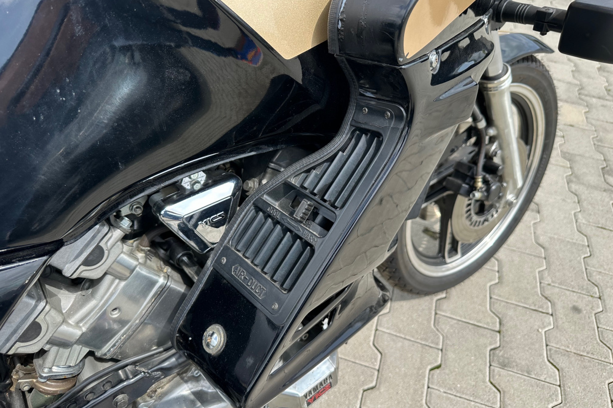 Ponuka vozidiel / Yamaha XZ 550 - video