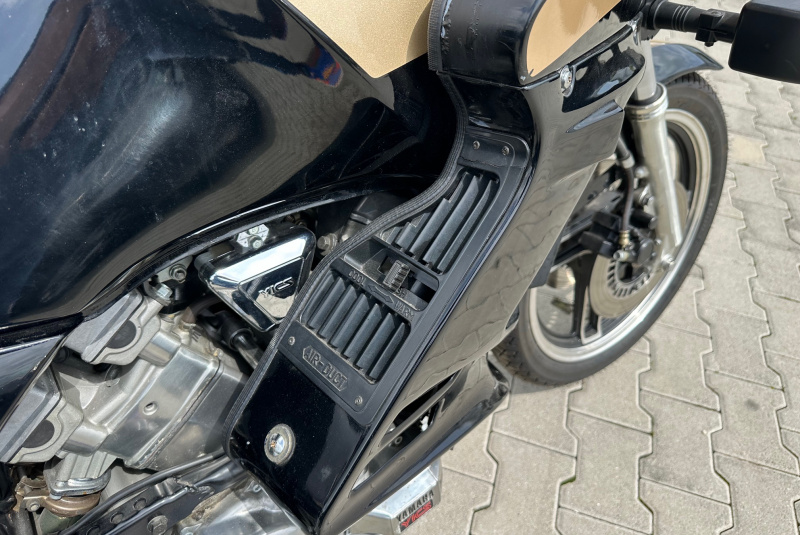  Ponuka vozidiel / Yamaha XZ 550 - video