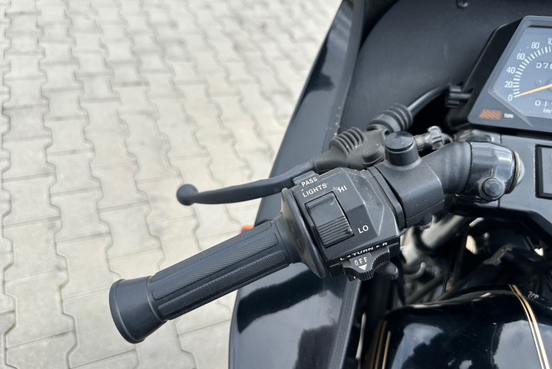  Ponuka vozidiel / Yamaha XZ 550 - video