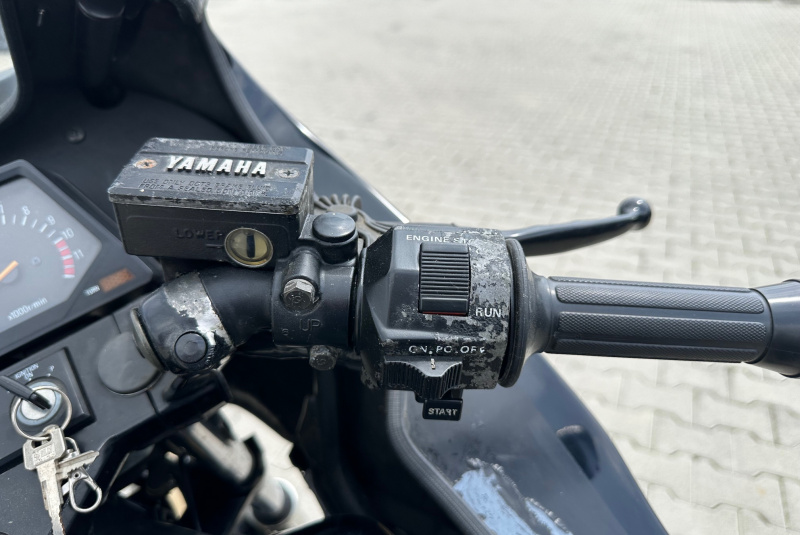  Ponuka vozidiel / Yamaha XZ 550 - video