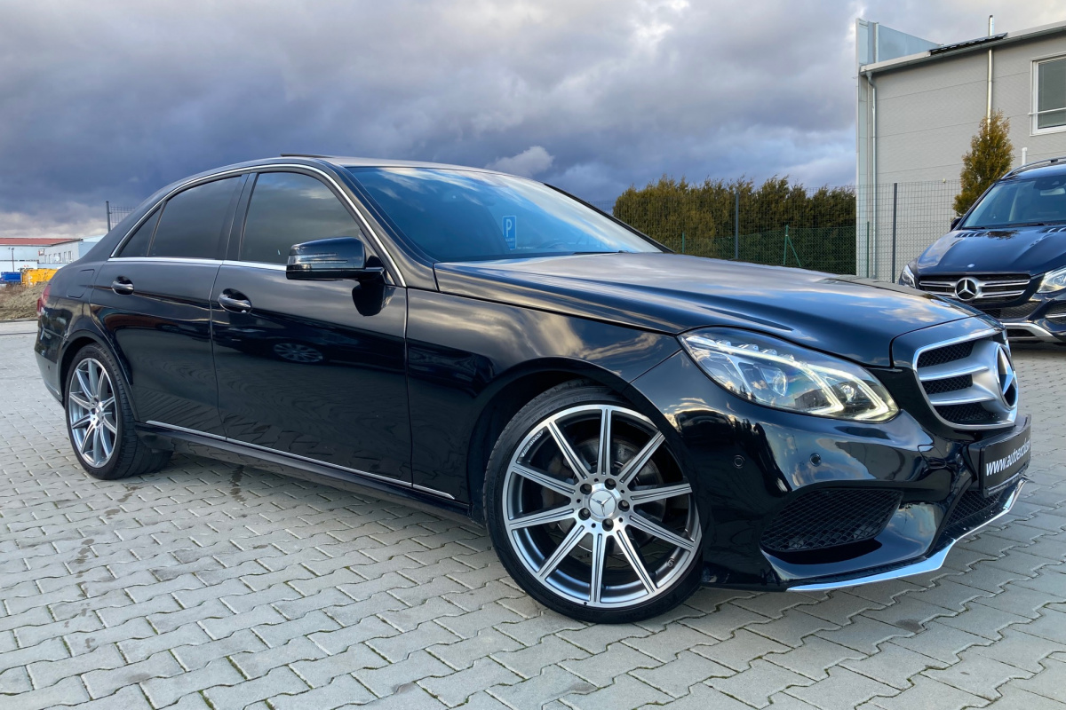 Ponuka vozidiel / Mercedes-Benz E trieda Sedan E350 AMG LINE - video Ponuka vozidiel / Mercedes-Benz E trieda Sedan E350 AMG LINE - video