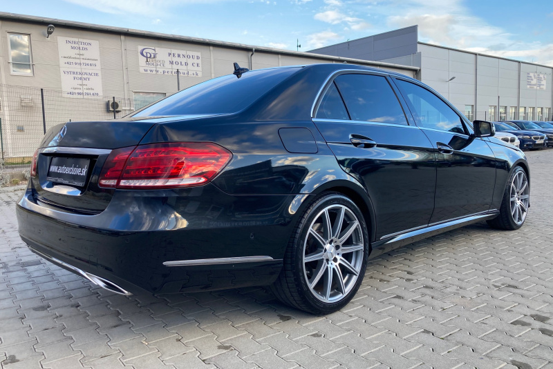 Ponuka vozidiel / Mercedes-Benz E trieda Sedan E350 AMG LINE - video Ponuka vozidiel / Mercedes-Benz E trieda Sedan E350 AMG LINE - video