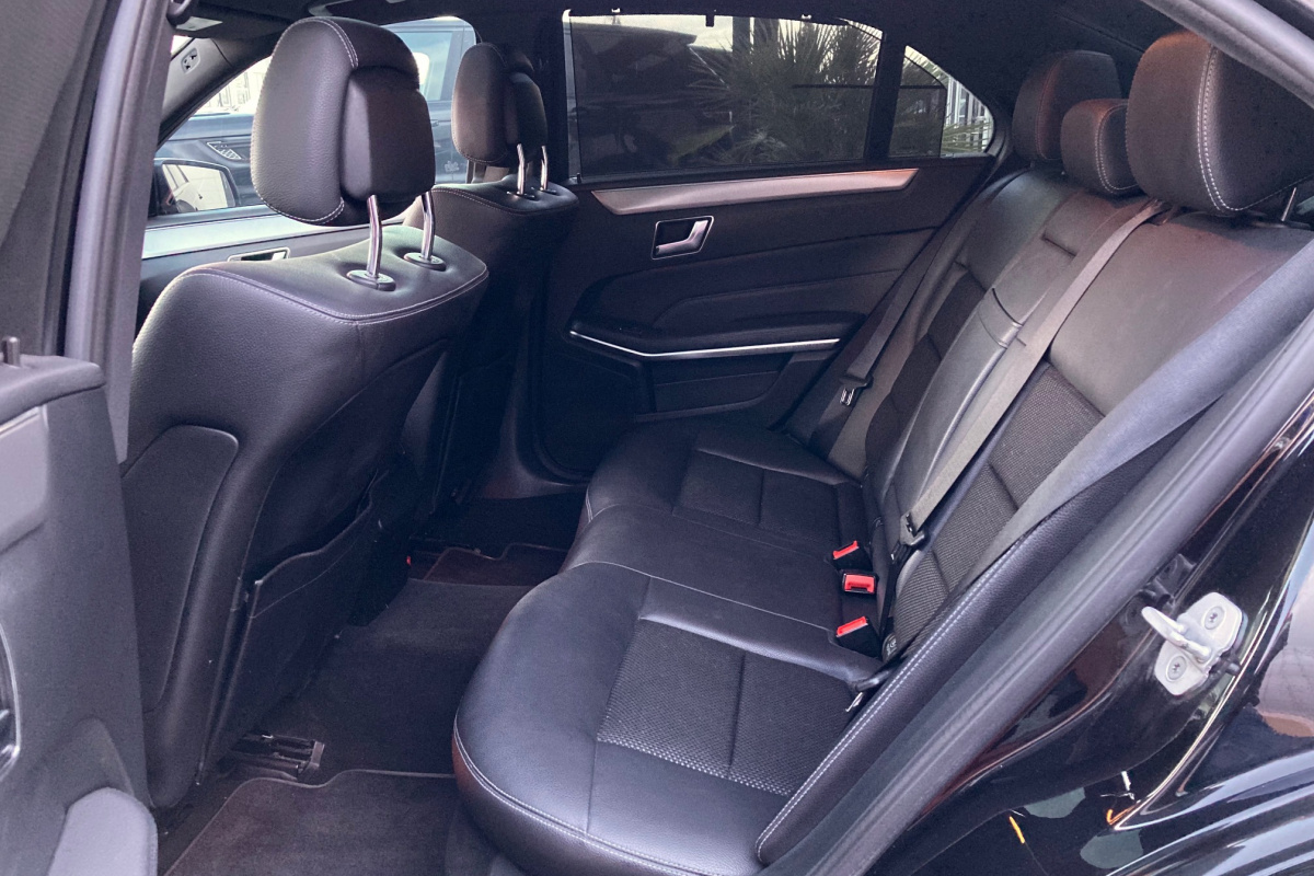 Ponuka vozidiel / Mercedes-Benz E trieda Sedan E350 AMG LINE - video Ponuka vozidiel / Mercedes-Benz E trieda Sedan E350 AMG LINE - video