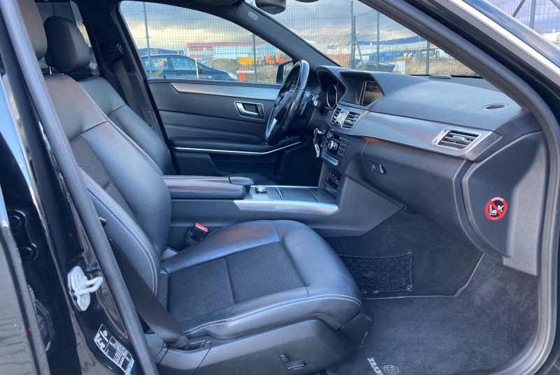 Ponuka vozidiel / Mercedes-Benz E trieda Sedan E350 AMG LINE - video Ponuka vozidiel / Mercedes-Benz E trieda Sedan E350 AMG LINE - video