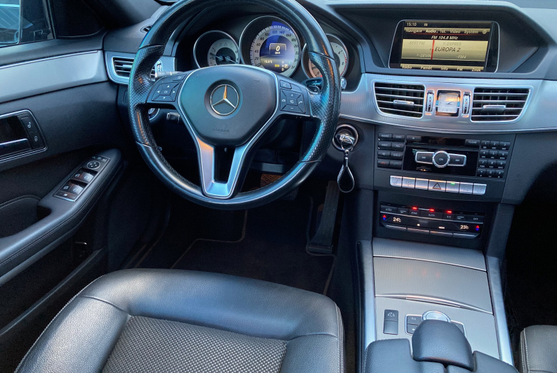 Ponuka vozidiel / Mercedes-Benz E trieda Sedan E350 AMG LINE - video Ponuka vozidiel / Mercedes-Benz E trieda Sedan E350 AMG LINE - video