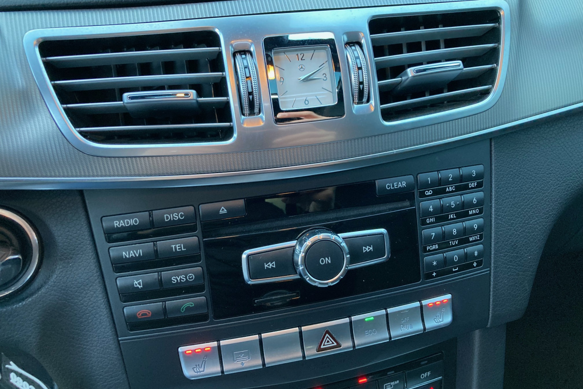 Ponuka vozidiel / Mercedes-Benz E trieda Sedan E350 AMG LINE - video Ponuka vozidiel / Mercedes-Benz E trieda Sedan E350 AMG LINE - video