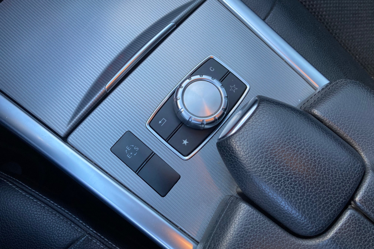 Ponuka vozidiel / Mercedes-Benz E trieda Sedan E350 AMG LINE - video Ponuka vozidiel / Mercedes-Benz E trieda Sedan E350 AMG LINE - video