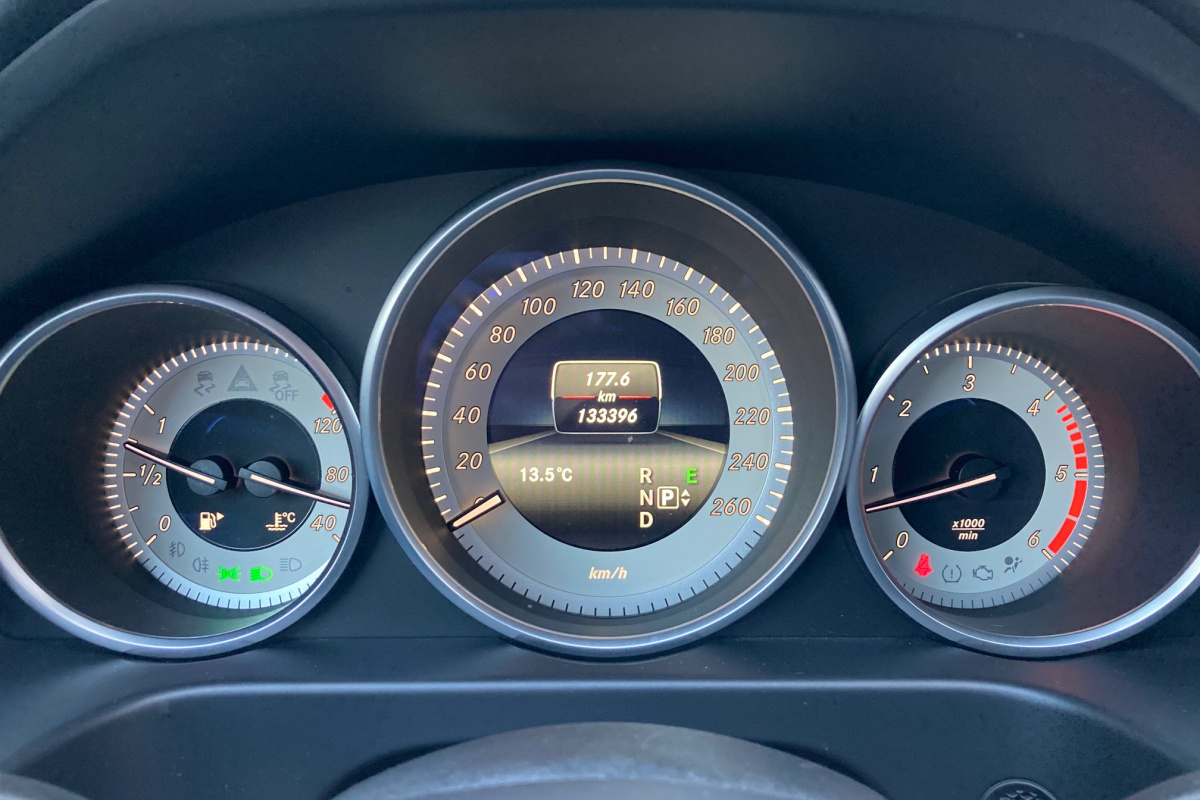 Ponuka vozidiel / Mercedes-Benz E trieda Sedan E350 AMG LINE - video Ponuka vozidiel / Mercedes-Benz E trieda Sedan E350 AMG LINE - video