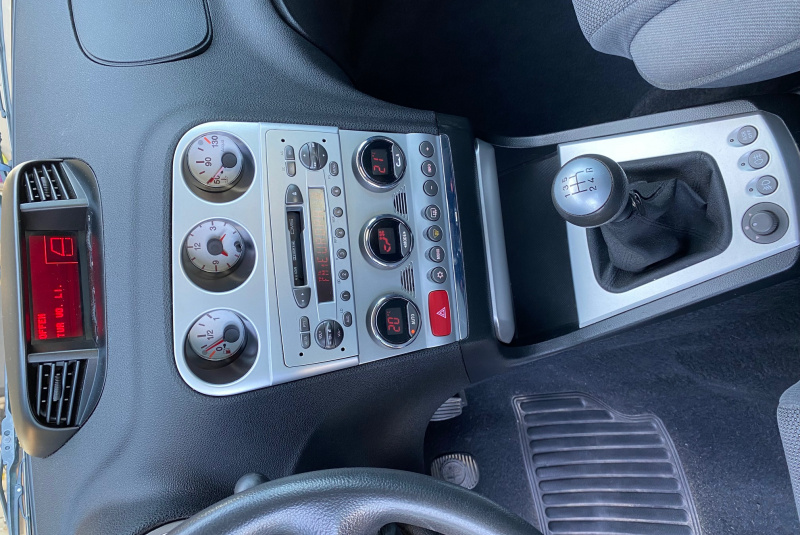 Ponuka vozidiel / Alfa Romeo 156 Sportwagon 1.9 JTD PROGRESSION - video Ponuka vozidiel / Alfa Romeo 156 Sportwagon 1.9 JTD PROGRESSION - video