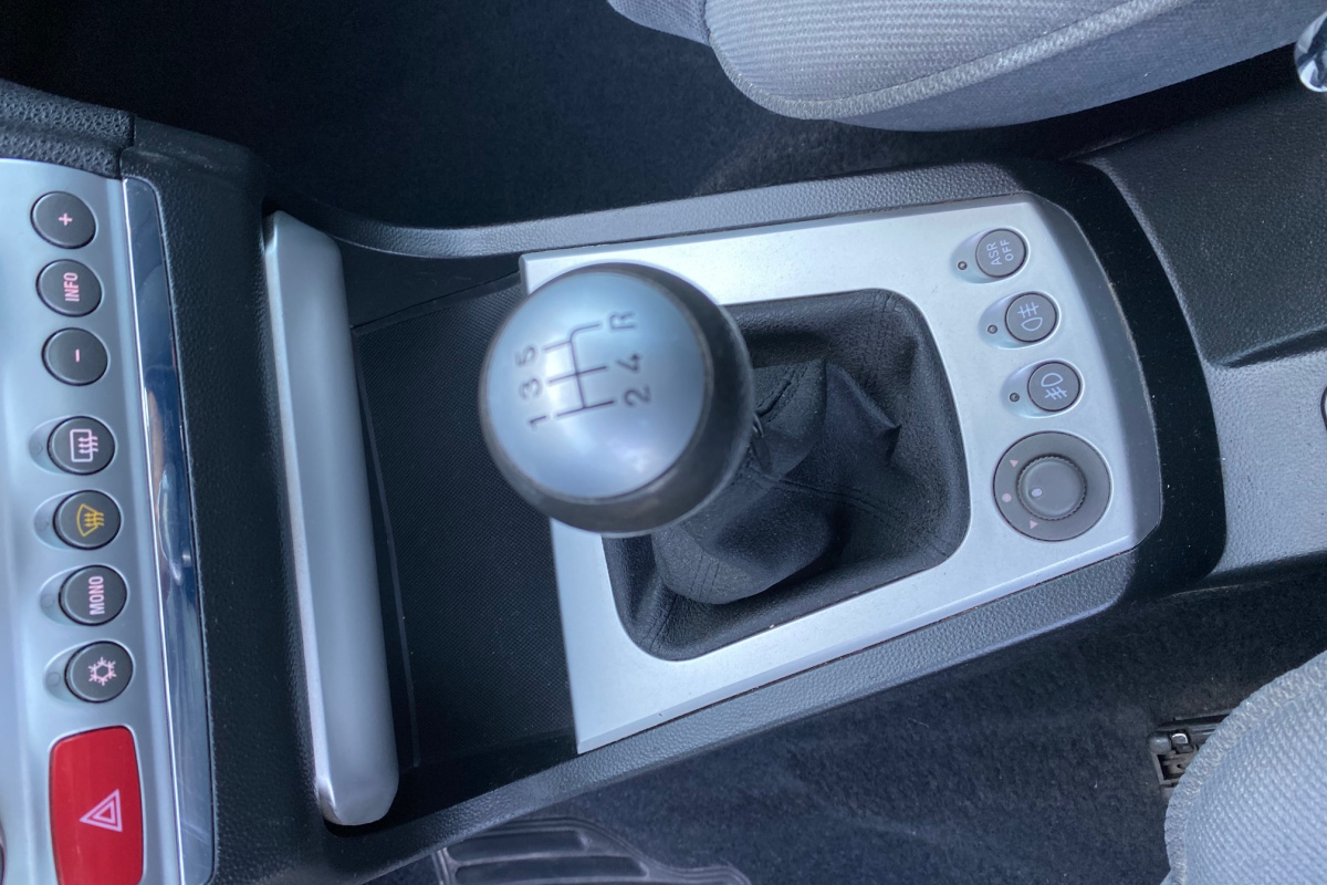 Ponuka vozidiel / Alfa Romeo 156 Sportwagon 1.9 JTD PROGRESSION - video Ponuka vozidiel / Alfa Romeo 156 Sportwagon 1.9 JTD PROGRESSION - video