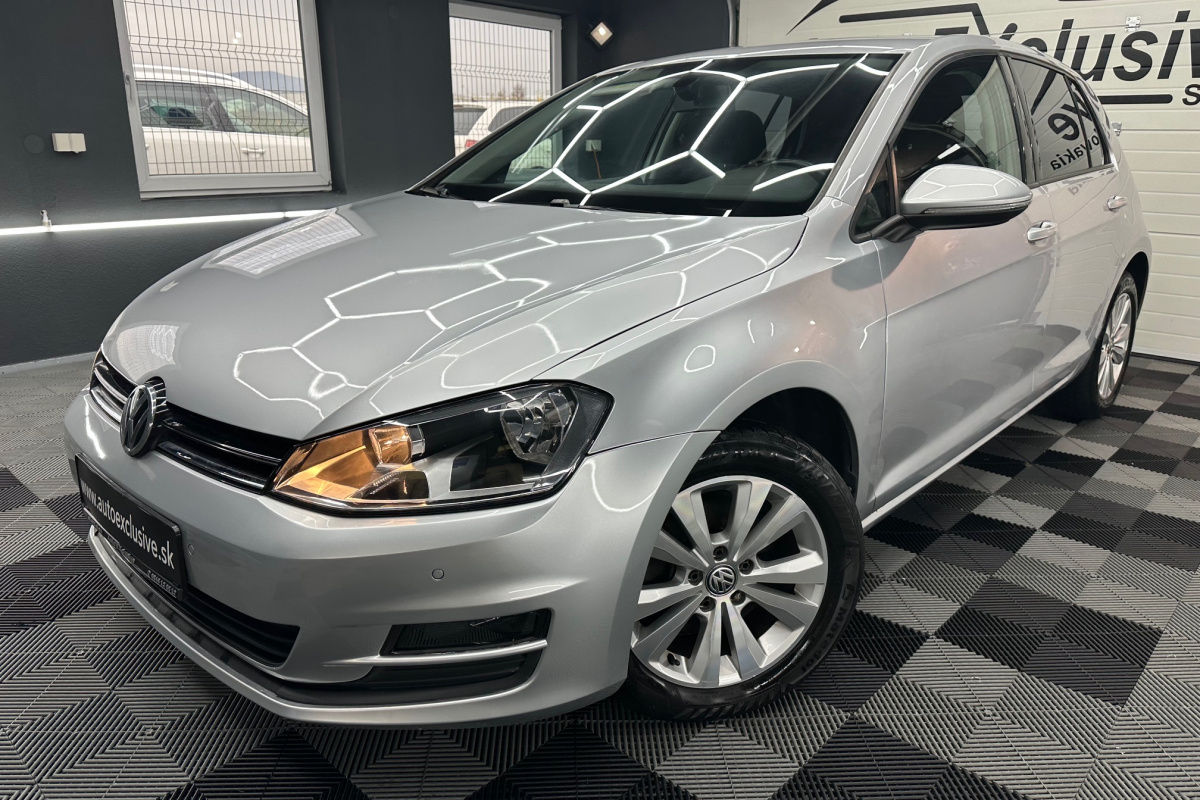 Ponuka vozidiel / Volkswagen Golf 1.6 TDI BMT 110k Comfortline DSG EU6 - video Ponuka vozidiel / Volkswagen Golf 1.6 TDI BMT 110k Comfortline DSG EU6 - video