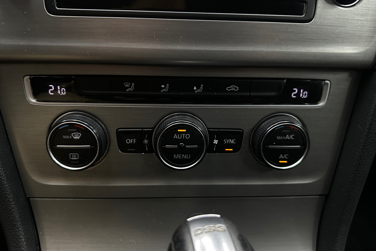 Ponuka vozidiel / Volkswagen Golf 1.6 TDI BMT 110k Comfortline DSG EU6 - video Ponuka vozidiel / Volkswagen Golf 1.6 TDI BMT 110k Comfortline DSG EU6 - video