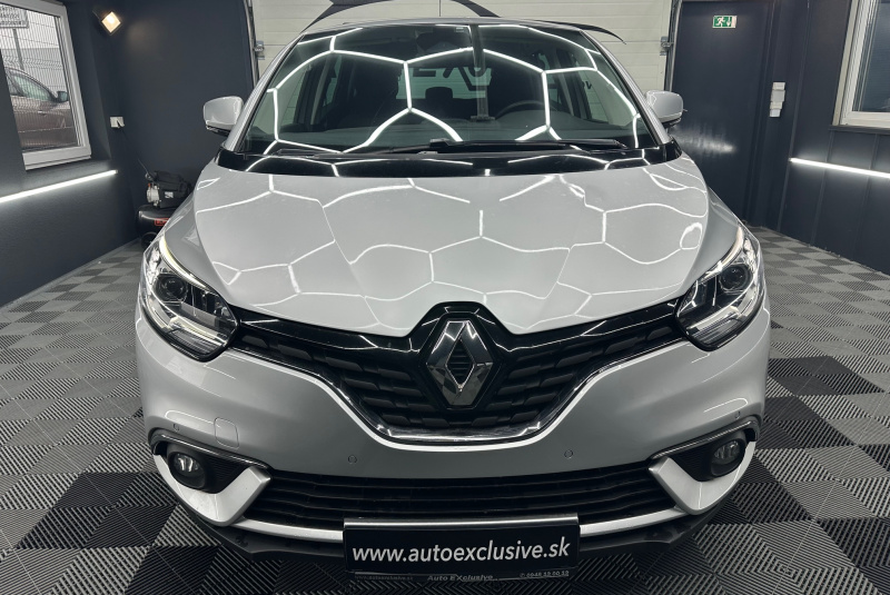  Ponuka vozidiel / Renault Scénic Blue dCi 120 Intens EDC - video