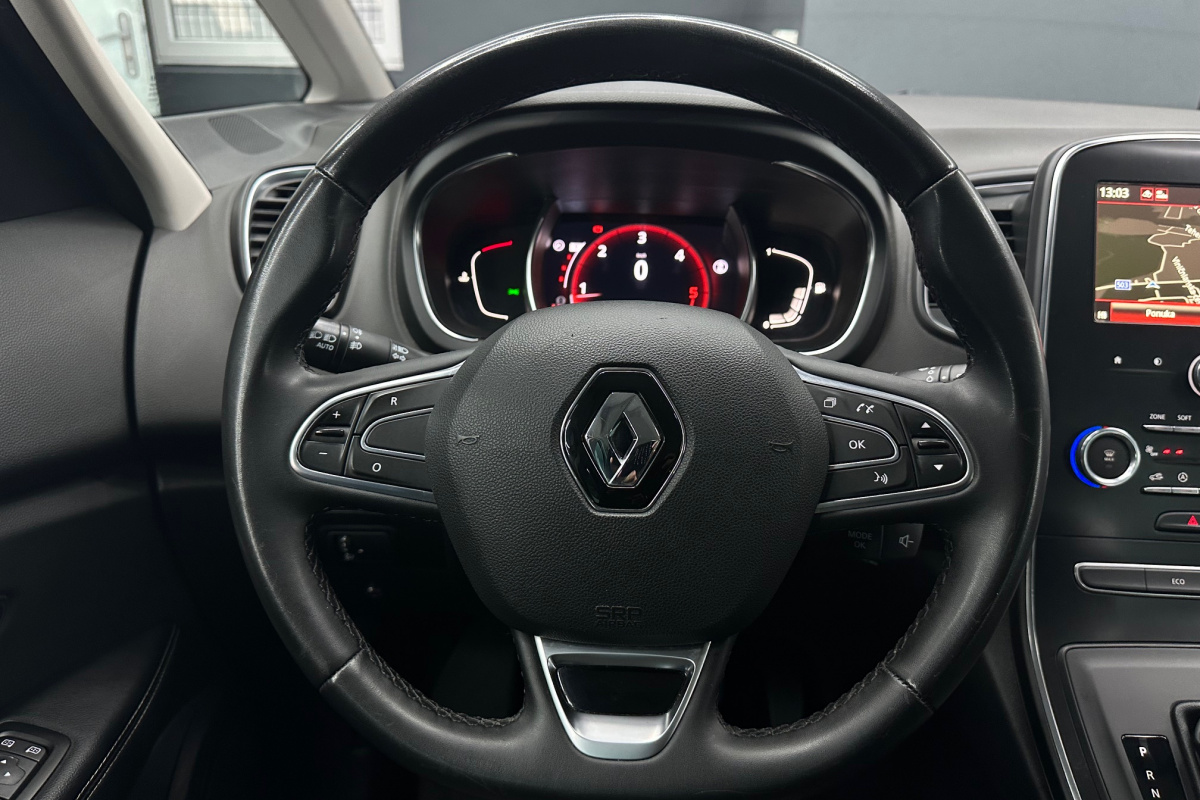 Ponuka vozidiel / Renault Scénic Blue dCi 120 Intens EDC - video