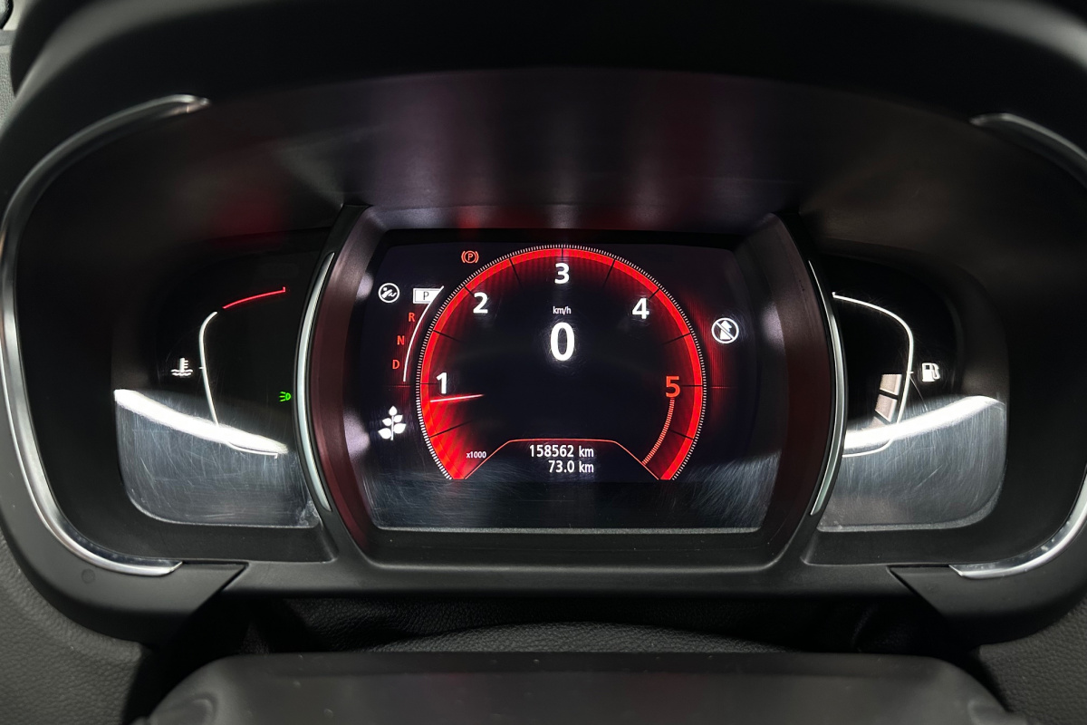 Ponuka vozidiel / Renault Scénic Blue dCi 120 Intens EDC - video