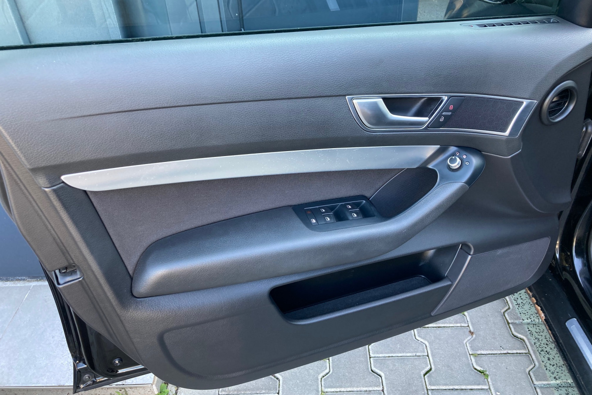 Ponuka vozidiel / Audi A6 Avant 2.7 TDI quattro tiptronic - video