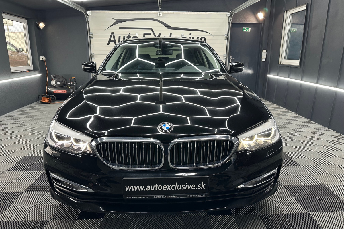 Ponuka vozidiel / BMW Rad 5 520d xDrive A/T - video